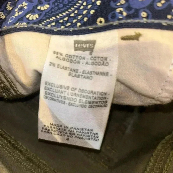 Women's 2011 Levi's Mid Rise Utility Capri Pants Stretch Green Size 4 - Picture 6 of 6